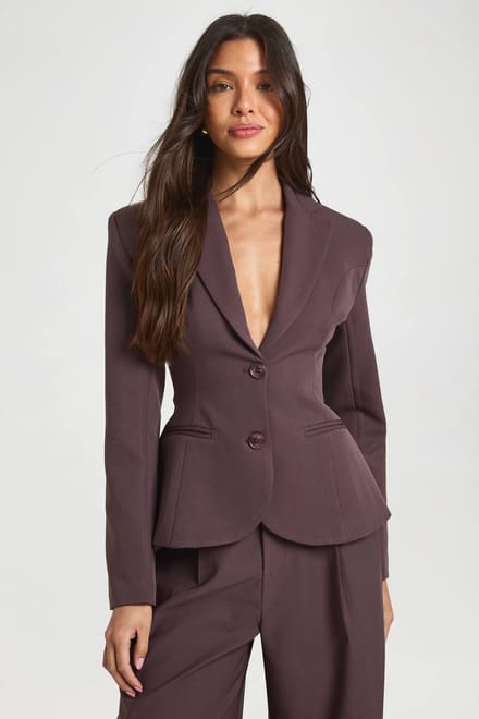 boohoo Dames Blazer Met Gecinchte Taille En Peplum | Grape | Maat: 12