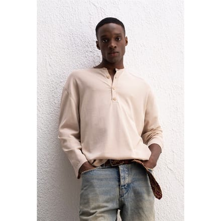 Comfort Fit Lange Mouwen Button-Kraag T-Shirt
