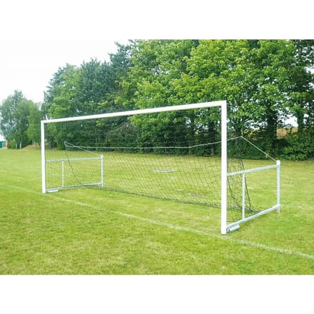 Set van 8 aluminium goals met een diepte van 2,10 tot 3,10 m Sporti