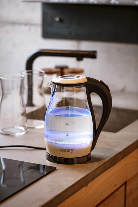 Waterkoker Glas 1,7L, 2200W, Wit, LED, Roterende Basis, Automatische uitschakeling.
