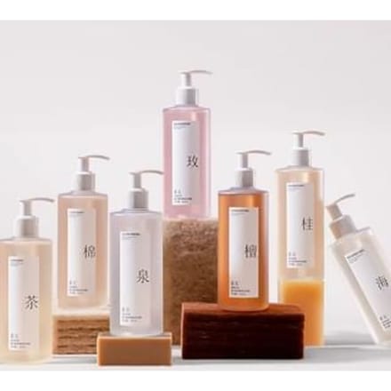 TO GLOW - Botanical Essence Body Wash - 7 Flavors GLOW SPRING - 300ml