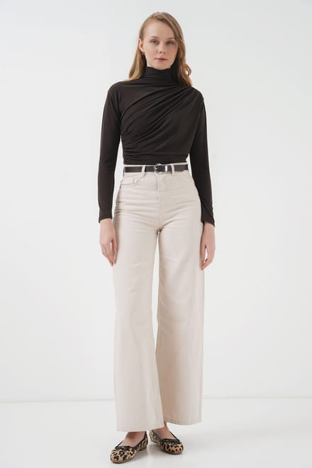 Fitted Colblouse met Drapé Detail