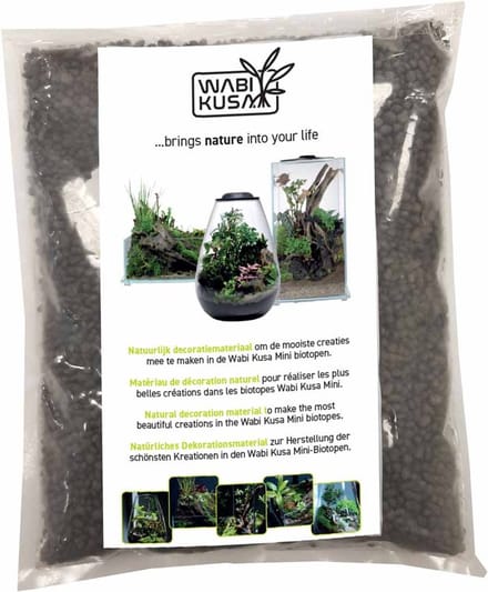 Wabi Kusa Black Soil - Terrarium Aquarium Soil