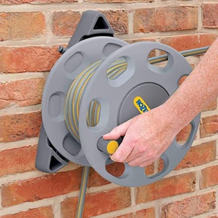 30 m wand-haspel voor tuin met 15 m slang