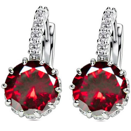 Victorious Dames Oorbellen – Rood Bergkristal – Zilver – 2cm