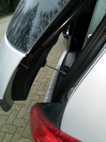 Hundos Kofferbaksluiter 25 cm zilver
