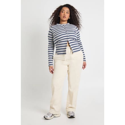 boohoo Dames Plus elastische tailleband met trekkoord en jeans met wijde pijpen | Ecru | Maat: 56