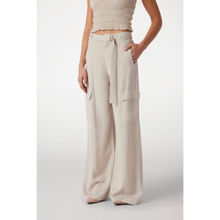 GUESS Agatha Cargo Light Mink Taglia: W29 | Pantaloni cargo Outlet | Donna