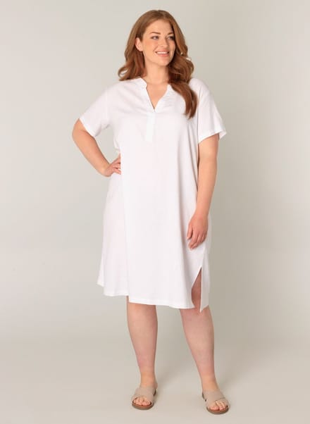 BASE LEVEL CURVY Yacinthe Dresses - Natural White - maat 5(58/60)