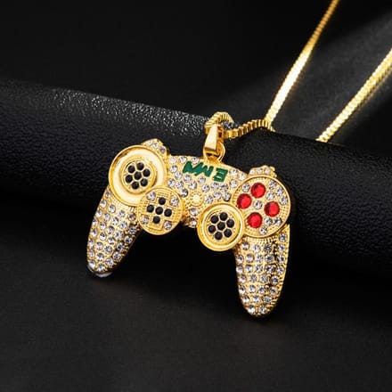 Milieuvriendelijke Legering Volle Diamant Game Console Controller Ketting Retro en Speelse Persoonlijkheid Hanger Licht Luxe Accessoire beige