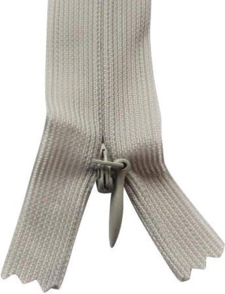 Ykk Blinde Rits Naadverdekt, Parel Grijs, 60 cm, Per Stuk.