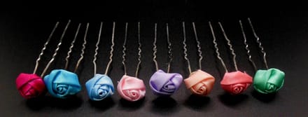 Haarpinnen roosje diverse kleuren set van 8 stuks.