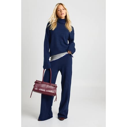 boohoo Dames Superzachte rollhals oversized trui en wijde pijp broek co-ord | Marineblauw | Maat: Medium