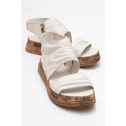 Lunas Leer Side-Zip Plat Hak Sandaal