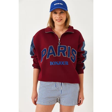 Oversized Ritskraag Sweatshirt met Pompon