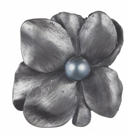 Broche-bloem-grijs - Charme Bijoux