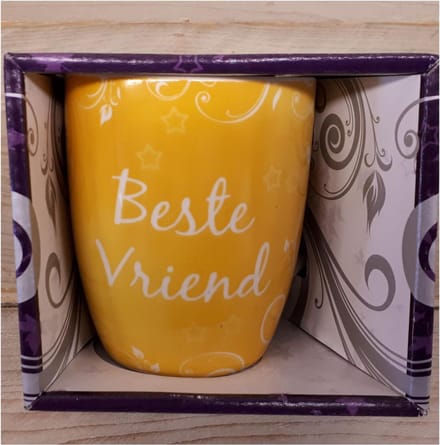 Mok beste vriend geel in nette geschenkverpakking