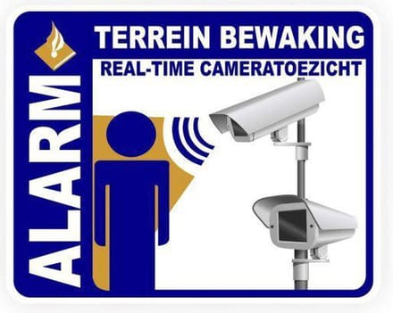 Camera toezicht terrein bewaking. Beveiligingsstickers. 10 stuks wit. ( achterkant plakt. ) 10 cm x 8 cm.