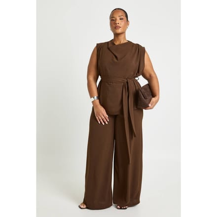 boohoo Dames Plus Geweven Cowl met Ceintuur Broek Co-Ord | Chocoladebruin | Maat: 44