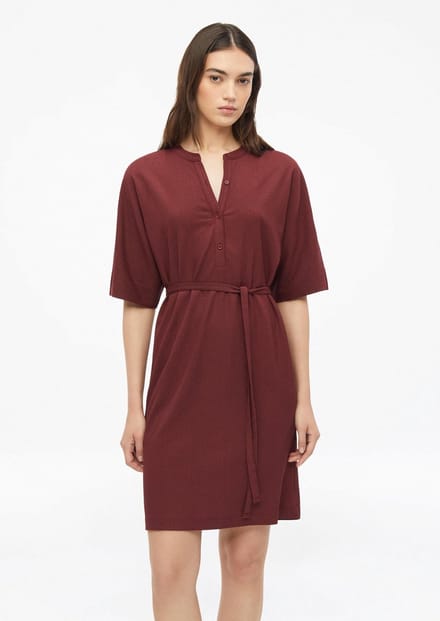 s.Oliver - female - Gestructureerde jersey jurk met riem en knoopsluiting