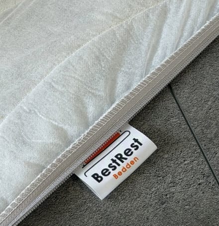 Bestrest Bedden - Matras Topper 140x190cm - 10cm Topdekmatras - Koudschuim - Hybridefoam - Tencel Hoes - OkoeTex - Wasbare hoes - Medium Ligcomfort