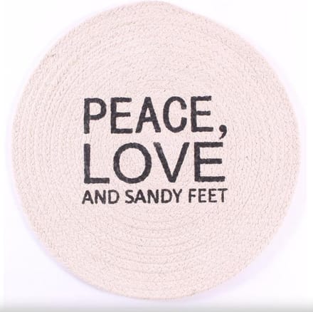 Placemat Peace, Love and Sandy Feet 25 cm. kleedje