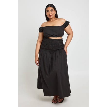 boohoo Dames Plus Katoenen Popeline Bardot Top & Rok Co-ord Set | Zwart | Maat: 50