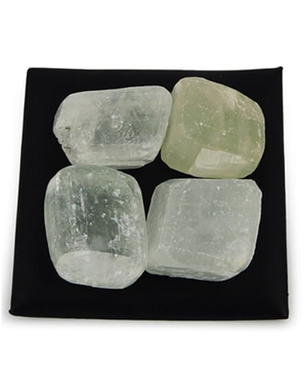 Calciet wit trommelstenen - Icecubes 100 gr. (mt3)