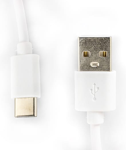 Caliber 1 meter Verloopkabel van USB A naar USB C Wit (SP-USB-C-CABLE-W)