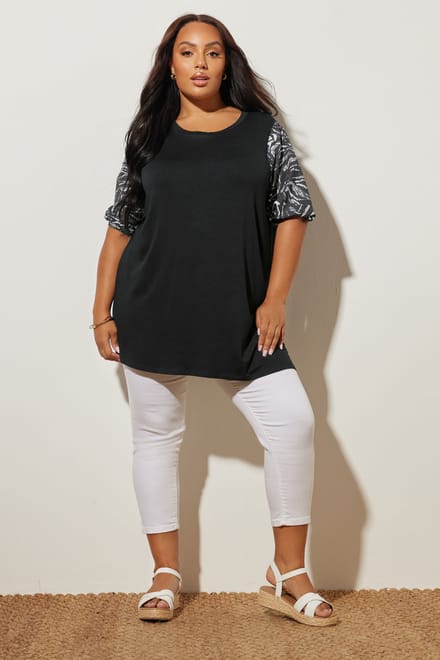 Yours Zwarte Top Met Dierenprintmouwen Size 48