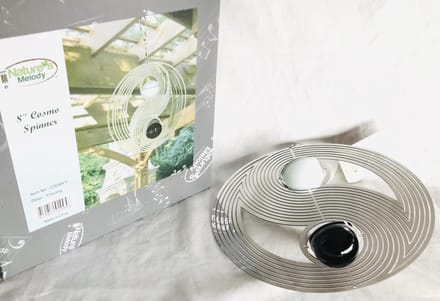 Cosmo Spinner - ca. 8" / 20 cm  windspinner Yin Yang met 2 glasKogels