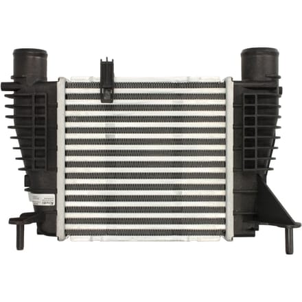 Intercooler NISSENS 96396