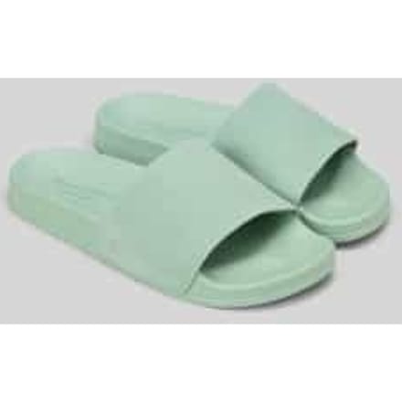 Badslippers met labelreliëf