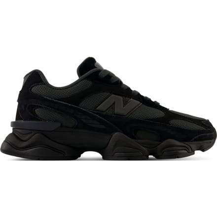 New Balance 9060R Sneakers Dames - Zwart - Maat 40 - Leer