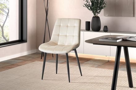 Eetkamerstoel Juta Beige – Fluweel – Zwarte Metalen Poten – Per Stuk