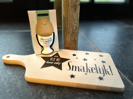 Creaties van Hier - Serveerplankje met eierdop - Mama - Hout - Ontbijt - Moederdag