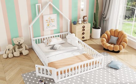 Kinderbed 140x190 - Met Schoorsteenontwerp En Valbeveiliging - Wit - Stevig Grenen Met Lattenbodem