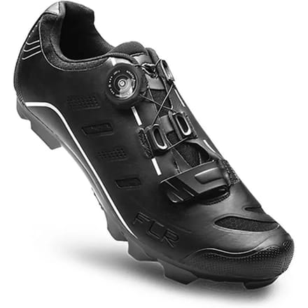 Schoenen met draaiknop + zelfgrijpende bandjes FLR