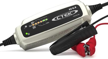 Acculader - Batterijlader Onderhoudslader - Batterij Onderhoud - 6-traps Laadprogramma - 12 Volt - Zwart