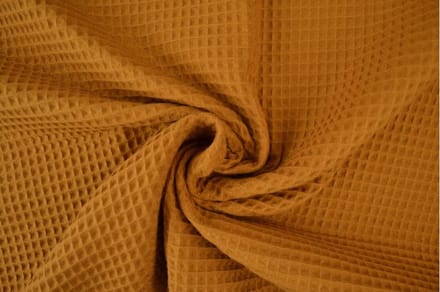 Wafelstof - 1 meter - Per meter - Donker okergeel - 150cm breed