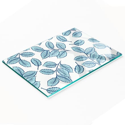 Decoratieve glazen snij- en serveerplank in bladvorm voor in de keuken, 80x52 cm