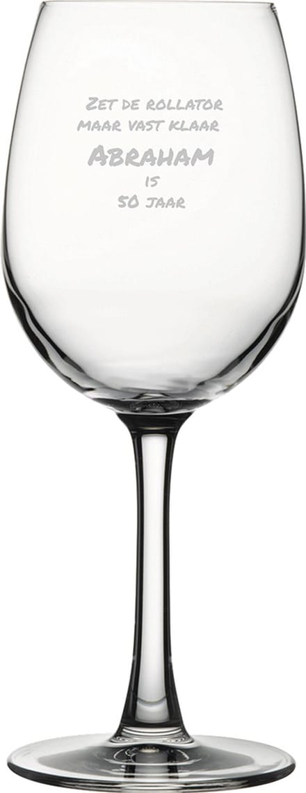 Gegraveerde witte wijnglas 36cl Zet de rollator maar vast klaar abraham is 50 jaar
