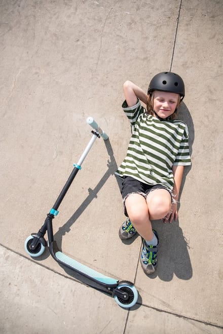 Kinderloopfiets - kinderstep - step - verstelbare zadelhoogte - paars - aluminium. Vanaf 3 jaar. Veiligheidscertificaat EN71-1, EN71-2, EN71-3.