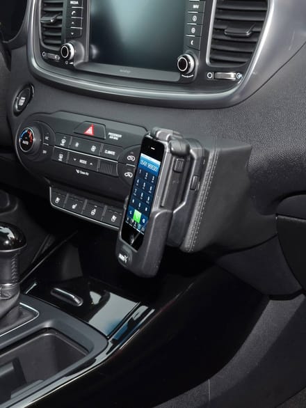 Kuda houder geschikt voor Kia Sorento 2016-2019 Kleur: Zwart