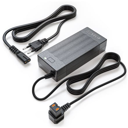 GO SOLID! ® Oplader 14.5V 6A geschikt voor Dometic koelkast