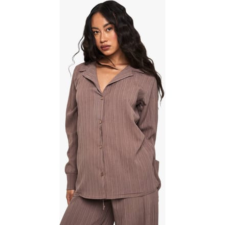 boohoo Dames Crinkle Oversized Shirt | Mocha | Maat: 10