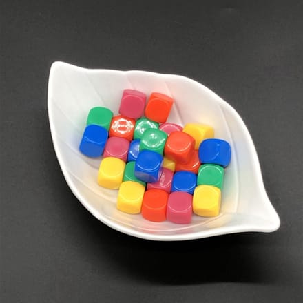 Blanco dobbelstenen gekleurd: Regenboog (SET van 25 st.)