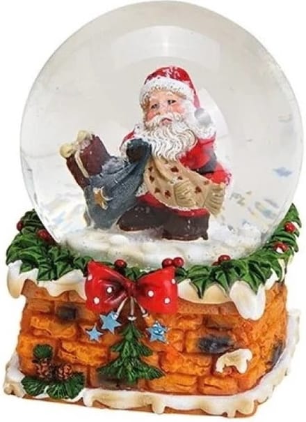 Sneeuwbol schoorsteen met kerstman met blauwe cadeau zak 9cm hoog