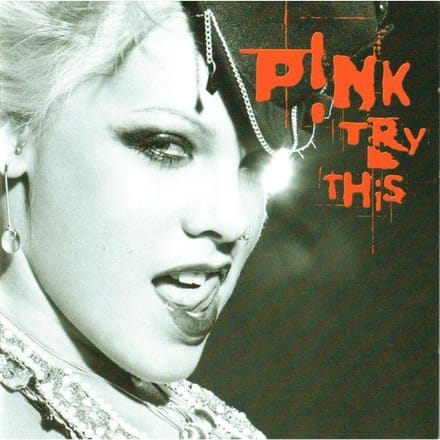 CD P!NK - Probeer dit 82876568142 Arista, BMG 2003 Europa Dance & Electronica Gebruikt white