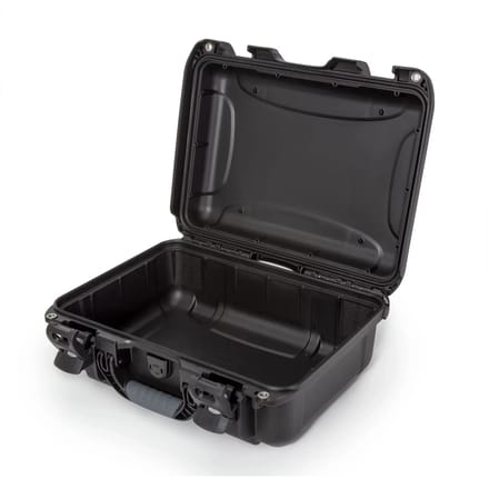 Nanuk 920 Case w/padded divider - Black